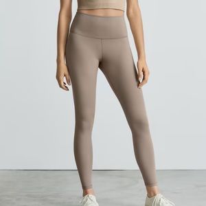 The Perform 24/7 Legging 25”